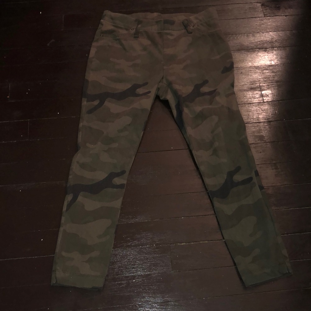 Camouflage pants
